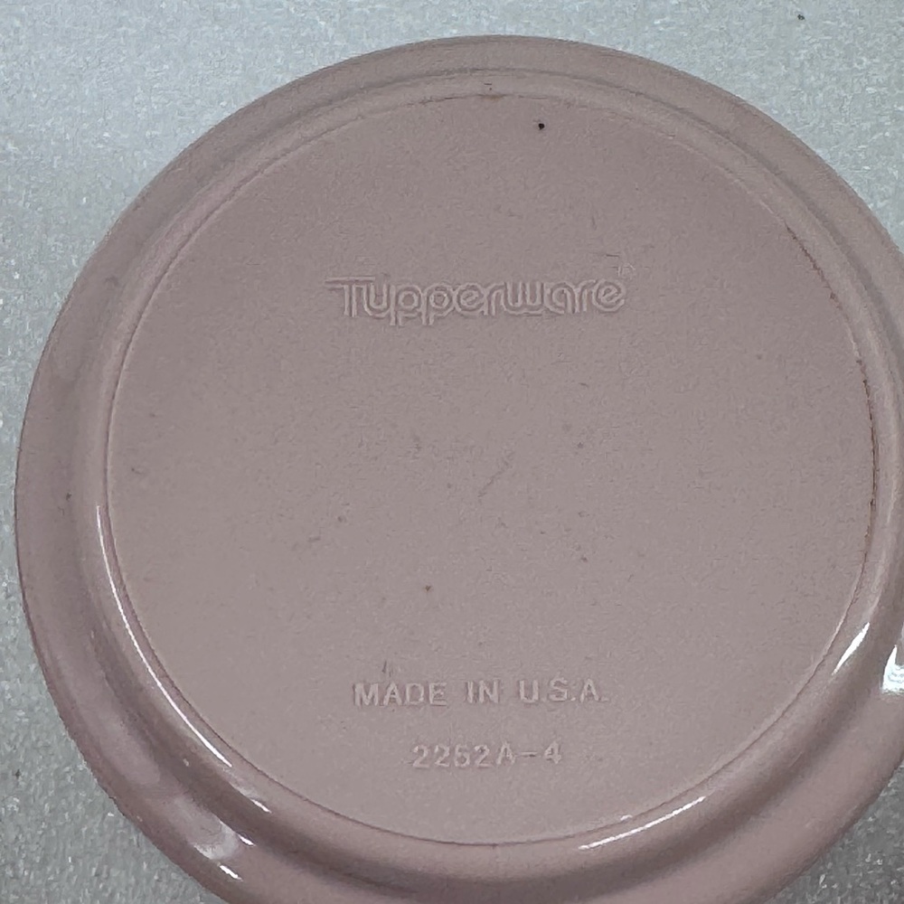 VINTAGE 4 Pcs TUPPERWARE MELAMINE DISH SET  Pink Plate Bowl Coffee Drink Cup - Picture 14 of 14